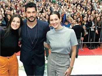 Burak Özçivit'ten 'Kardeşim Benim 2' hamlesi!