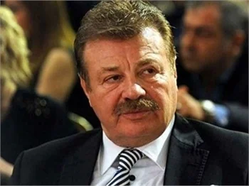 Nuri Alço Mevlana olacak!