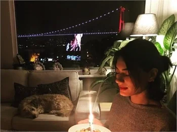 Hande Subaşı tatil sezonunu açtı!