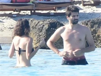 Kaan Urgancıoğlu ile Zeynep Oynak'ın aşk tatili!