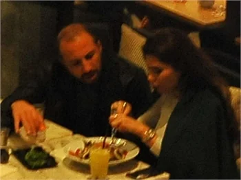 Adı Mustafa Sandal ile anılıyordu... Ceren Hindistan kiminle yakalandı?