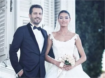 Hande Subaşı eski eşi Can Tursan'la İstanbul gecelerinde!