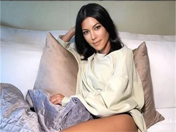 Kourtney Kardashian hamile mi?