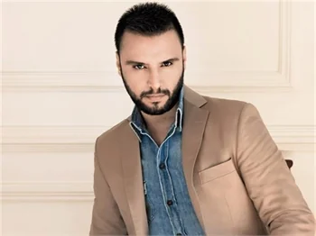 Alişan'dan yıl dönümü hediyesi!