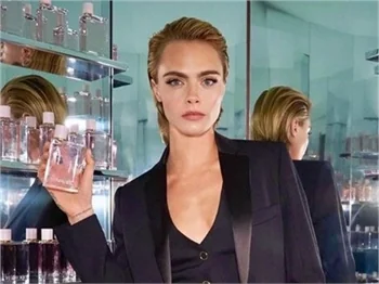 Cara Delevingne paylaşımıyla şoke etti!