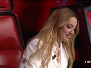 O Ses Türkiye'de transparan Hadise