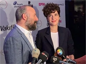Alice Müzikali'ne ünlü isimler akın etti!