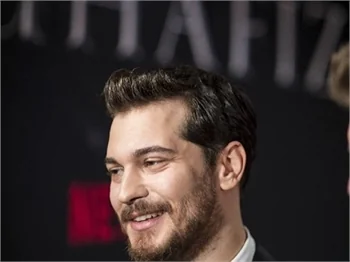 Çağatay Ulusoy, Los Angeles yolcusu!