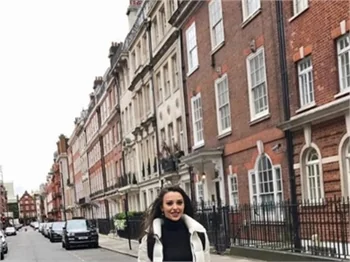 Tuvana Türkay, Londra'nın yerlisi oldu!