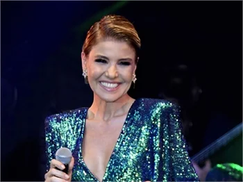 Gülben Ergen ışık saçtı!