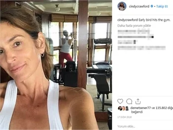Çıplak pozlarıyla gurur duyuyor!