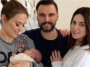 Demet Akalın ile Alişan arasındaki beklenen buluşma sonunda gerçekleşti!