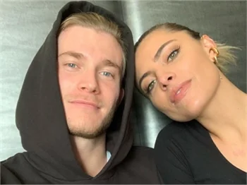 Loris Karius'un sevgilisi Sophia Thomalla'dan büyük fedakarlık!