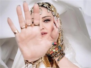 Madonna, sahne performansı için 5 milyon dolar harcadı!