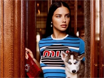 Adriana Lima sosyal medya hesabından açıkladı: "Senin için geliyorum"