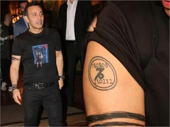 Mustafa Sandal aşkını vücuduna kazıttı!