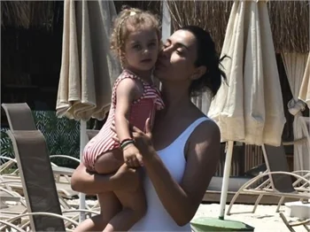 Ebru Şancı ile Alpaslan Öztürk Bodrum tatilinde!