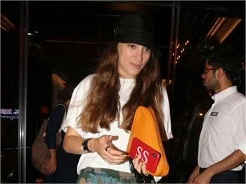 Serenay Sarıkaya, Türkiye'ye döndü!