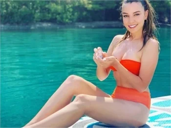 Zengin ve Yoksul'un Aysel'i Damla Colbay'ın tatil pozları Instagram'ı salladı!