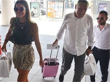 Erkenci Kuş bitti tatile çıktı!