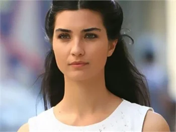 Tuba Büyüküstün yeni sezonda ekranlarda olacak mı?