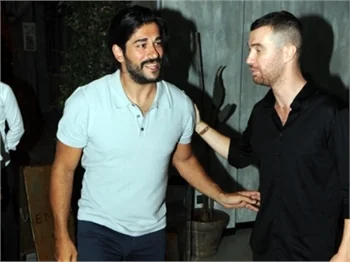 Burak Özçivit'ten Fahriye Evcen yorumu!