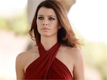 Beren Saat'in bölüm başı ücreti dudak uçuklattı!
