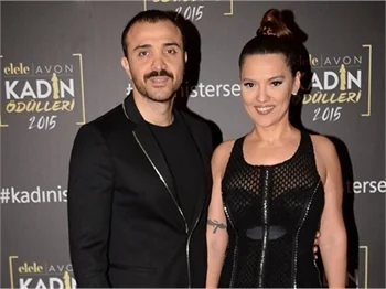 Demet Akalın'dan Okan Kurt'a: "Arada ayrılmak iyi sanırım..."