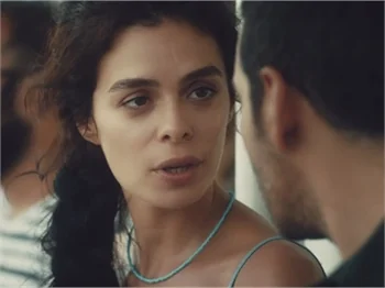 Kadın'a sürpriz transfer! Özge Özpirinçci açıkladı!