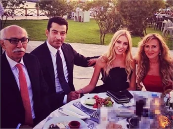 Sinem Kobal'ın aile saadeti!