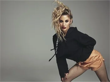 İrem Derici hayranları ayaklandı: "Sakın yapma!"