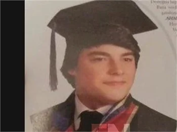 Akın Akınözü'nün eski hali şoke etti!