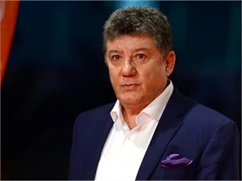 Ünlüler Tarık Ünlüoğlu'na böyle veda etti!