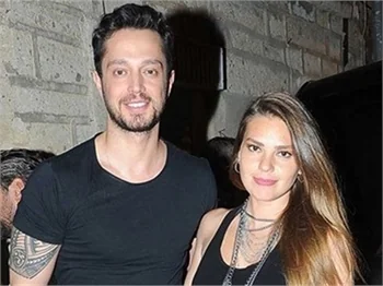 Aslı Enver, Murat Boz'a poz verdi!