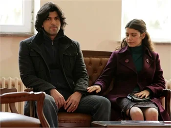 'Fatmagül'ün Suçu Ne?' Fransa'da en iyi dizi seçildi!