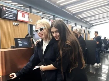 Aleyna Tilki, Amerika'ya gitti!