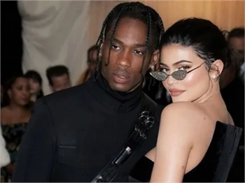 Kylie Jenner'ın sevgilisi Travis Scott isyan etti!