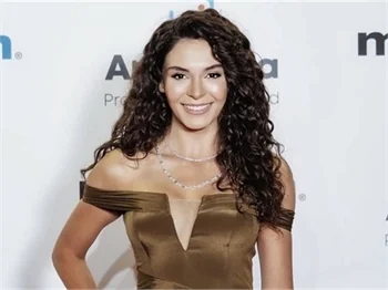 Hercai'nin Reyyan'ı Ebru Şahin Cannes'da esti geçti...