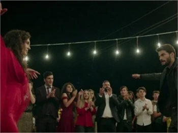 Hercai'de Reyyan ve Miran'dan izleyenleri mest eden 'Reyhani' oyunu...