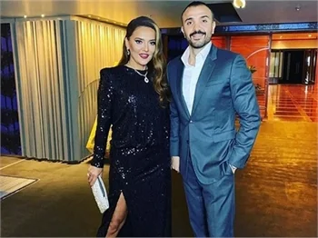 Demet Akalın'dan büyük sürpriz!