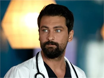 Onur Tuna'dan 'Mucize Doktor'un aile pozu!