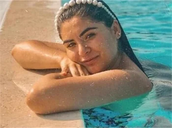 Hanife'den takipçilerine sert tepki: "Bir tek siz akıllısınız"