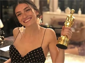 Hazar Ergüçlü sonunda kavuştu!