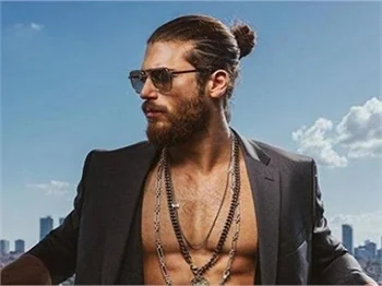 Can Yaman'ın hayalindeki sevgili...