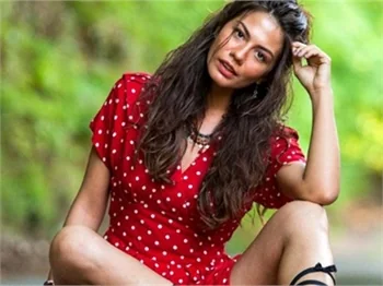 Demet Özdemir istediği aracı alabilmek için...