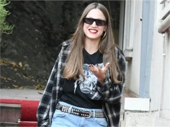 Serenay Sarıkaya neye şaşırdı?