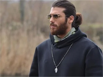 Can Yaman'dan örnek davranış!
