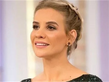 Esra Erol: "İçimde fırtınalar kopuyor..."