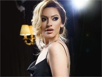 Hadise'den çok özel paylaşım!