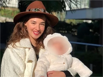 Seda Bakan kızının fotoğrafını ilk kez paylaştı!